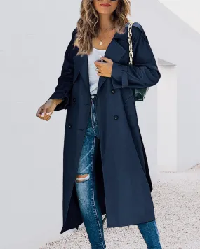 Elegant trench coat in solid colour